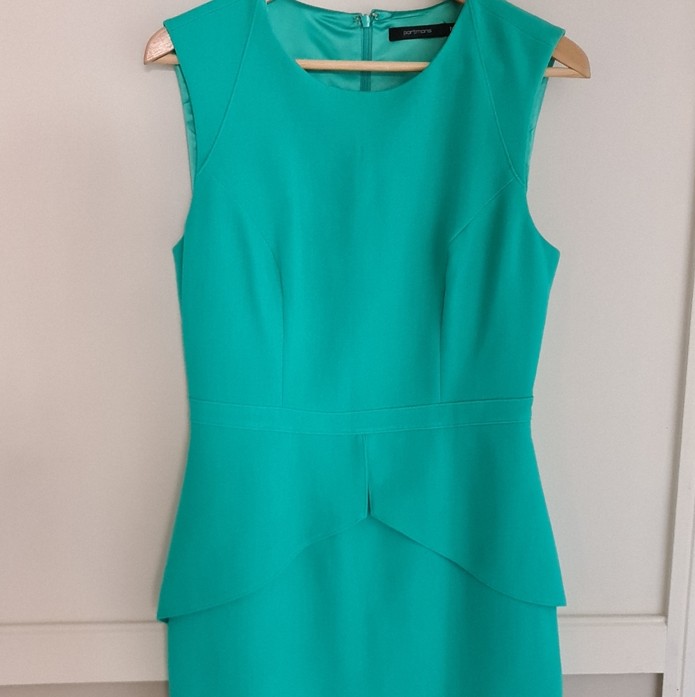 Portmans Green Sleeveless Peplum Dress - Picture 3 of 10